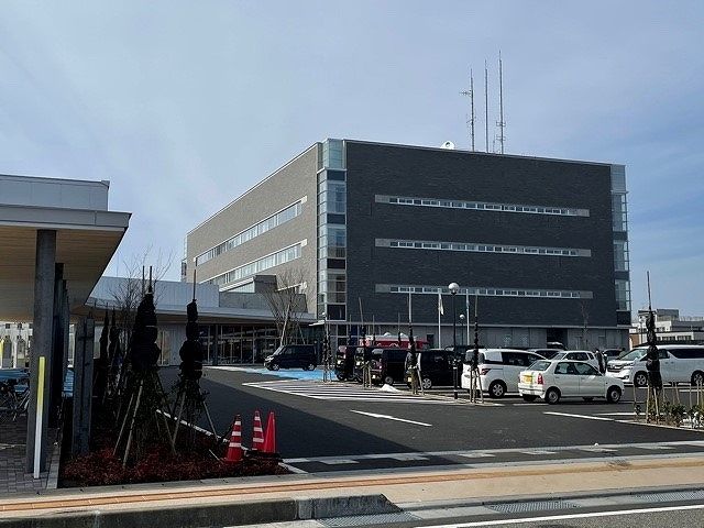 近くの柏崎市役所まで1,300m(徒歩17分)