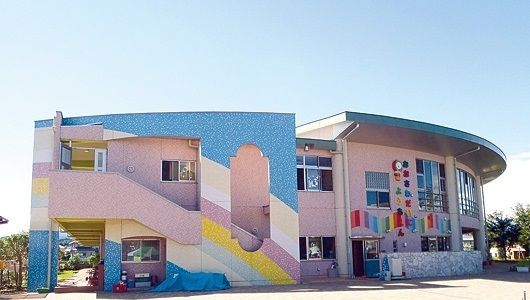 近くの大沢第二幼稚園まで300m（徒歩4分）