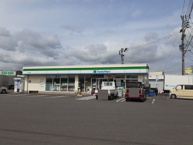 近くのファミリーマート志布志安楽店まで1,800m(徒歩23分)