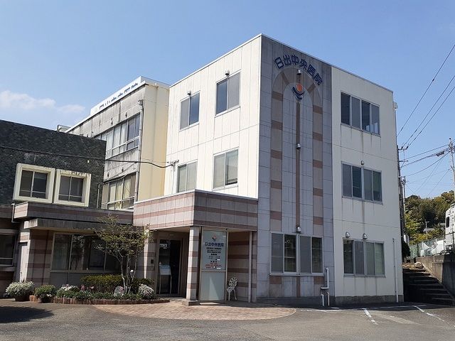 近くの日出中央医院まで150m（徒歩2分）