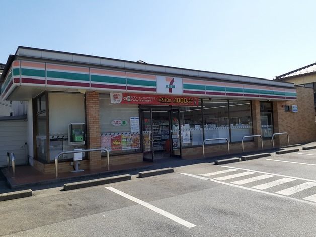 近くのセブンイレブン韮崎藤井町店まで170m(徒歩3分)