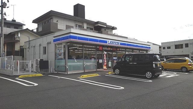 近くのローソンまで850m（徒歩11分）