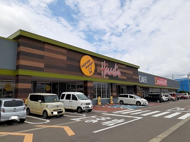 近くの原信まで1,800m（徒歩23分）