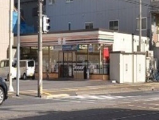 近くのセブンイレブンまで230m(徒歩3分)