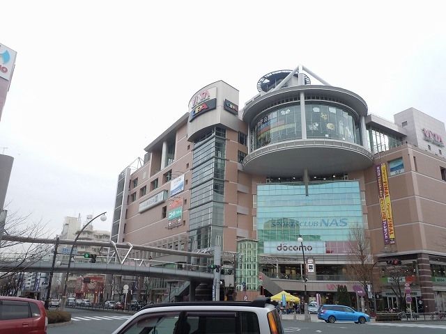 近くのOPAまで350m（徒歩5分）
