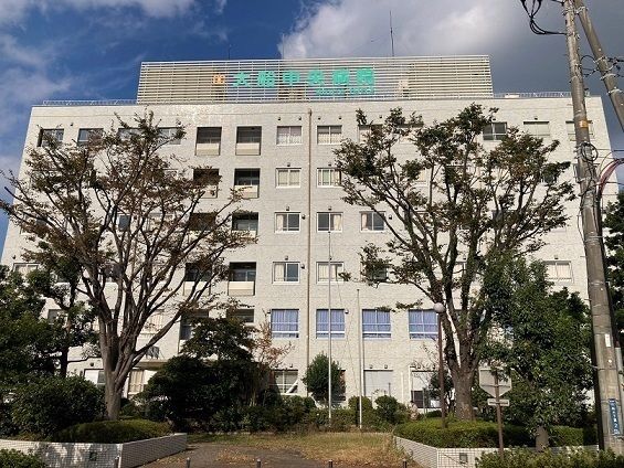 近くの大船中央病院まで284m（徒歩4分）