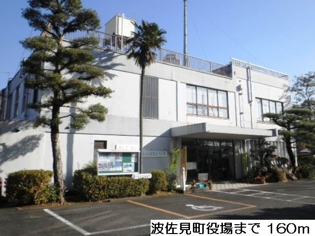 近くの波佐見町役場まで160m（徒歩2分）
