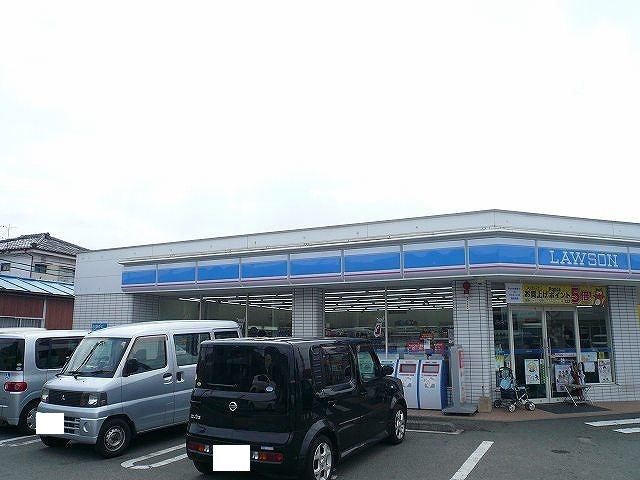 近くのローソン宮崎大橋店まで350m(徒歩5分)