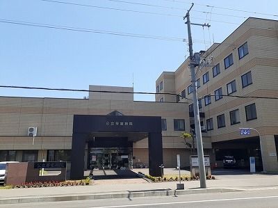 近くの公立芽室病院まで500m（徒歩7分）