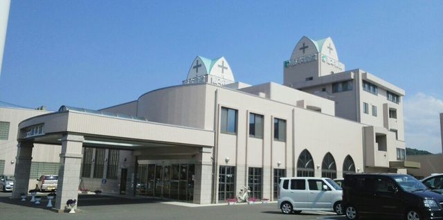 近くの阪本病院さんまで2,190m（徒歩28分）