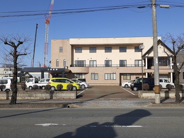 近くの土田医院まで398m（徒歩5分）