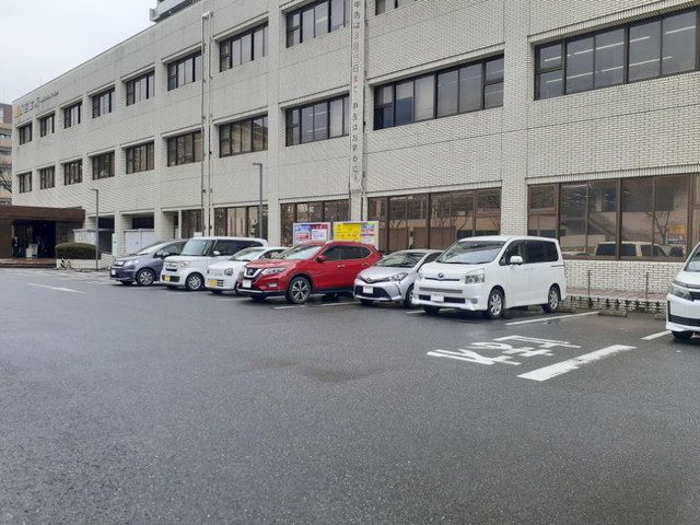 近くの西区役所まで1,200m(徒歩15分)