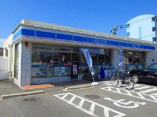 近くのローソン本庄店まで350m（徒歩5分）