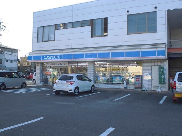 近くのローソン　箕輪町松島店まで710m（徒歩9分）