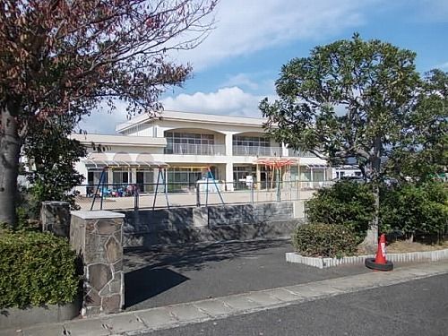 近くの垢田保育園まで26m（徒歩1分）
