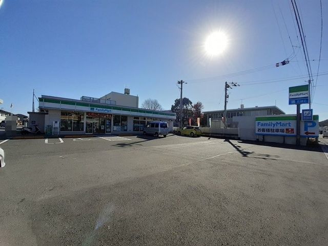 近くのコンビニまで1,100m（徒歩14分）