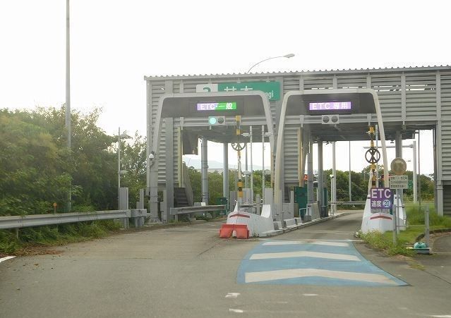 近くの甘木インターまで1,200m(徒歩15分)