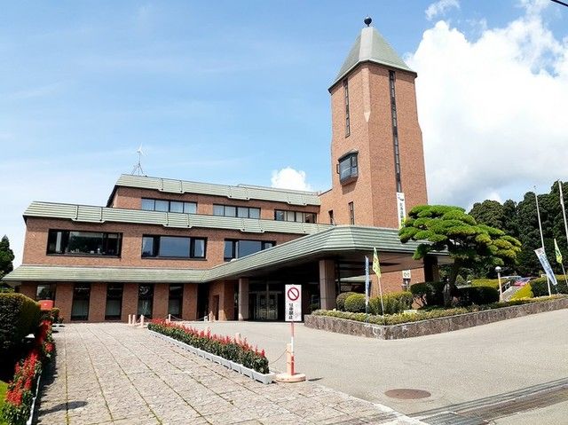 近くの七飯町役場まで900m（徒歩12分）