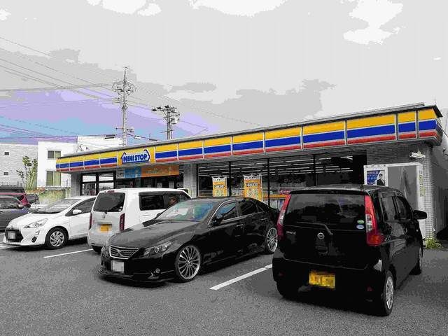 近くのミニストップ大池店まで450m(徒歩6分)