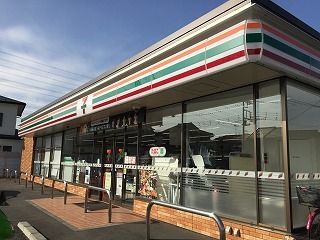 近くのセブンイレブンまで37m（徒歩1分）