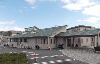 近くの三島えんどうクリニックまで700m（徒歩9分）