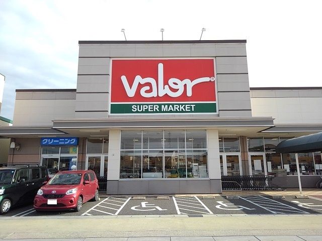 近くのバロー伝法寺店まで2,000m（徒歩25分）