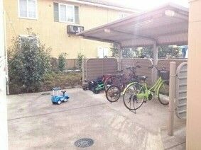 近くの駐輪場まで10m（徒歩1分）