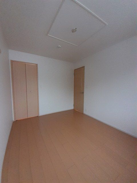ベッドルーム