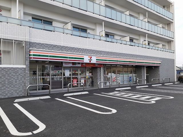 近くのセブンイレブン安永店まで290m(徒歩4分)