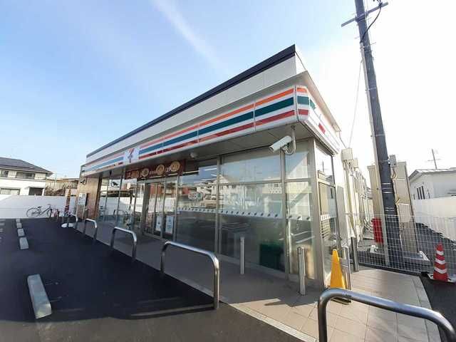 近くのセブンイレブン総社真壁店まで500m（徒歩7分）