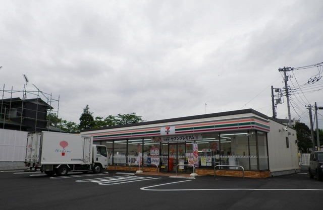 近くのセブンイレブン御殿場二枚橋店まで500m(徒歩7分)