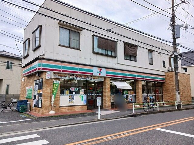 近くの国領駅まで1,400m(徒歩18分)