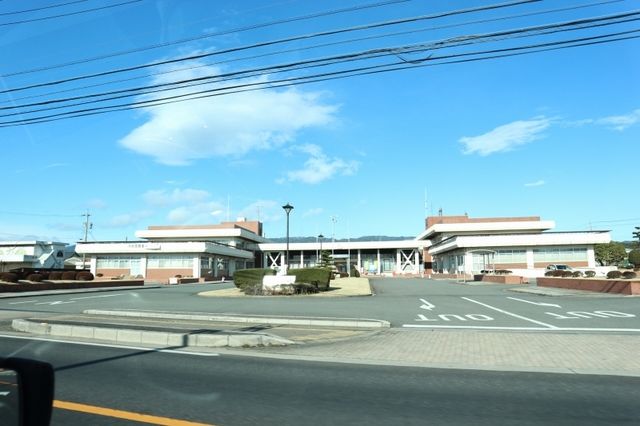 近くのいなべ市役所まで600m（徒歩8分）