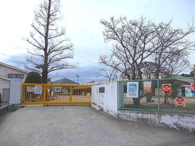 近くの道上幼稚園まで450m(徒歩6分)