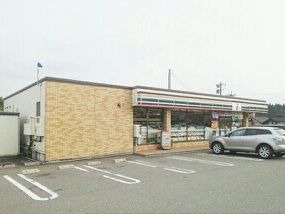近くのセブンイレブン中越西山二田店まで220m（徒歩3分）