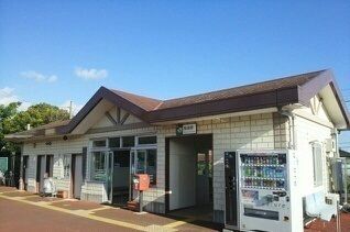 近くの飯倉駅まで80m(徒歩1分)