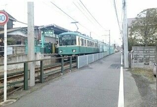 近くの柳小路駅まで700m（徒歩9分）