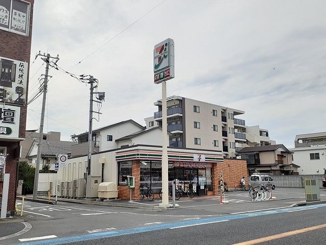 近くのセブン さいたま大成町2丁目店まで110m(徒歩2分)