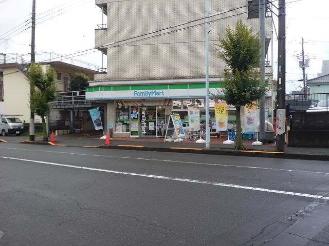 近くのコンビニまで450m（徒歩6分）