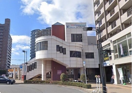 近くの名鉄三河高浜駅まで1,500m（徒歩19分）