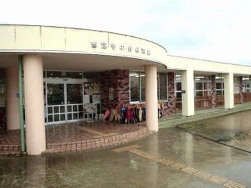 近くの誓念寺中野保育園まで290m（徒歩4分）