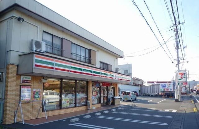 近くのセブンイレブン大仁店まで210m(徒歩3分)