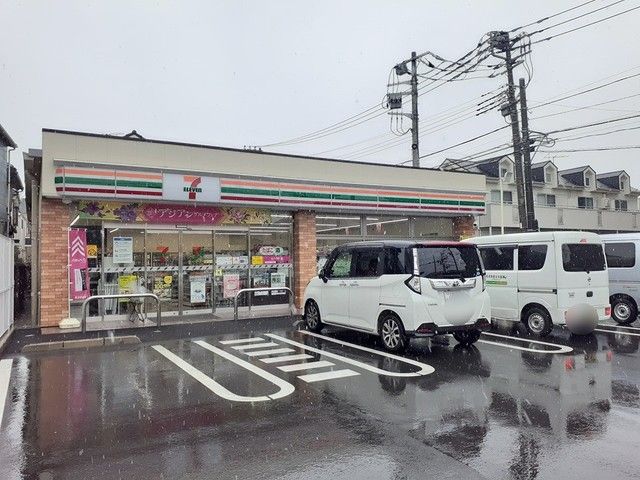 近くのセブンイレブンまで223m(徒歩3分)