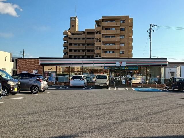 近くのセブンイレブン塩屋１丁目店様まで450m（徒歩6分）