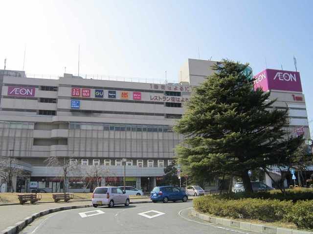 近くのイオン近江八幡１番街まで490m（徒歩7分）