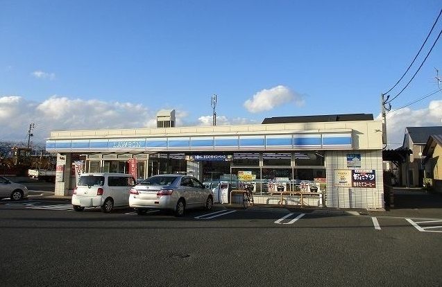 近くのローソン秋田八橋田五郎二丁目店まで550m(徒歩7分)