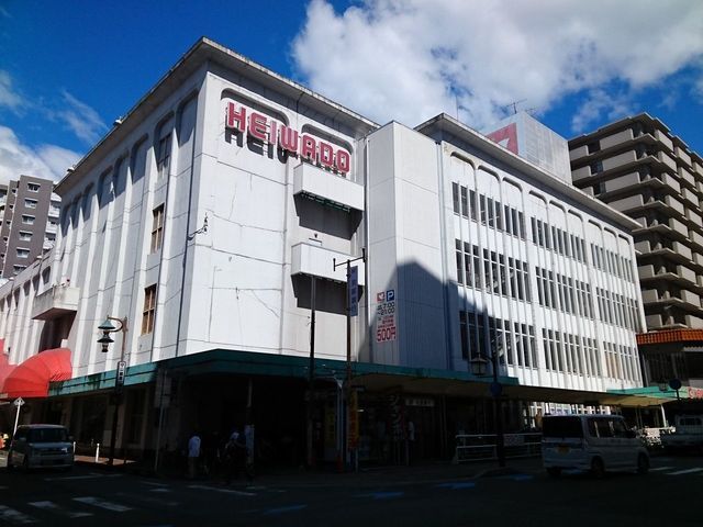 近くの平和堂守山店まで760m（徒歩10分）