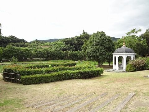 近くの公園まで2,800m（徒歩35分）