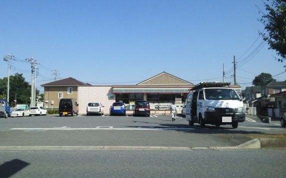 近くのセブンイレブンさいたま本郷町店まで240m(徒歩3分)