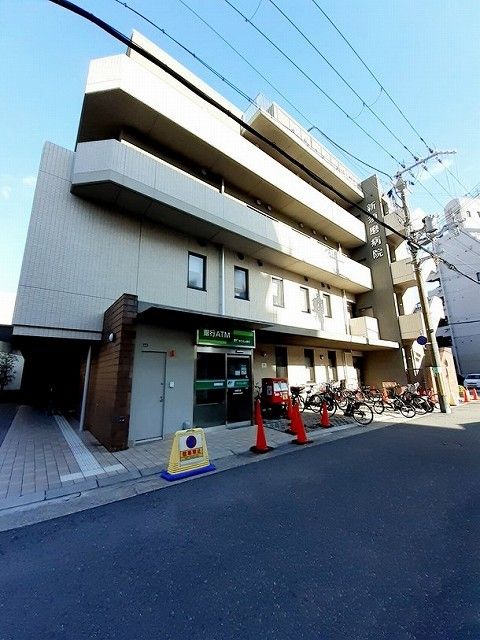 近くの新須磨病院まで260m（徒歩4分）